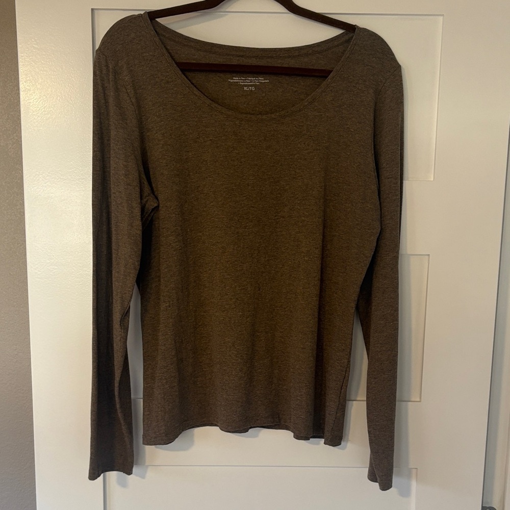 Tahari Brown Long Sleeve Tee